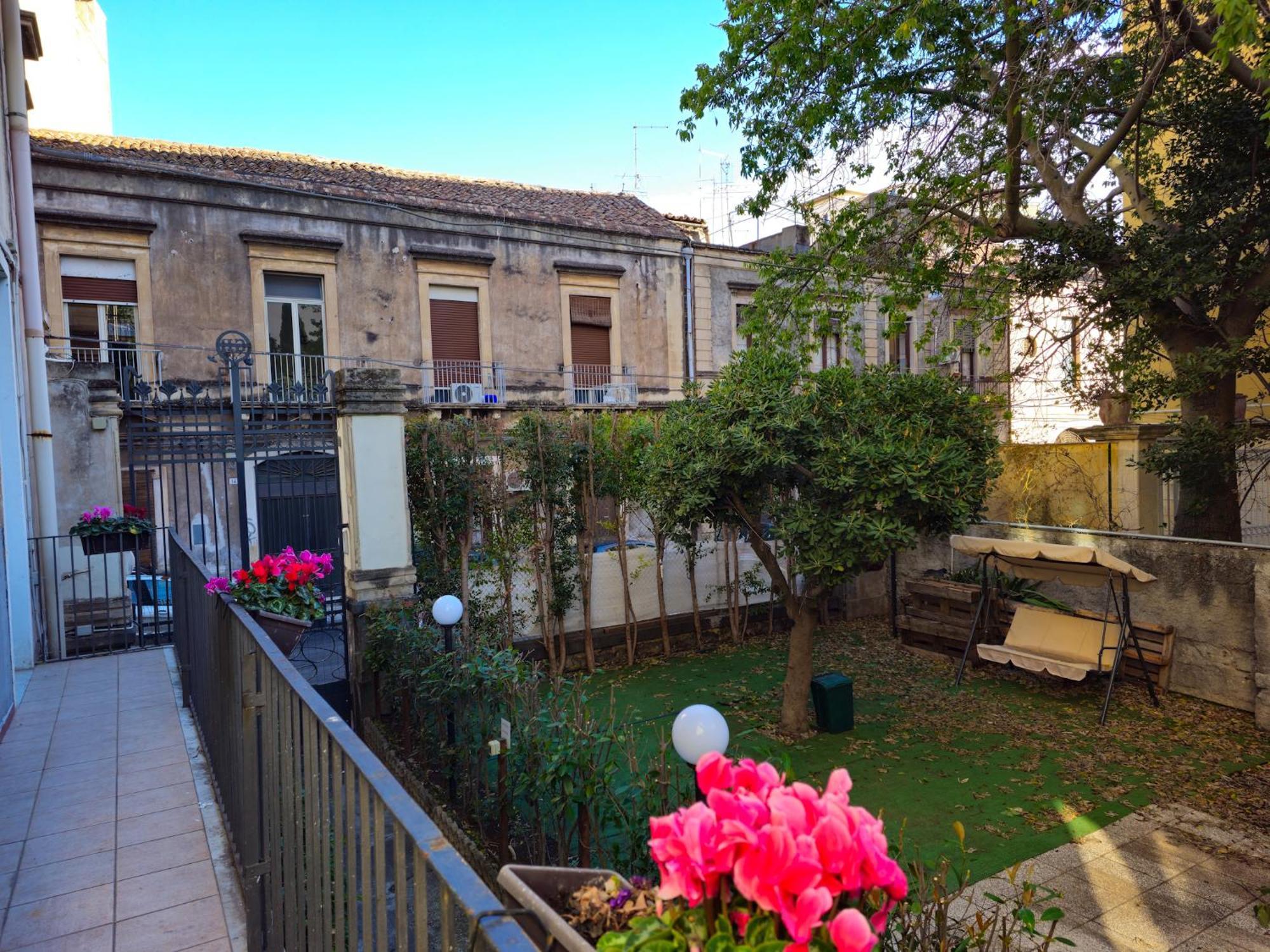 Giardino Siciliano B&B Catania Exterior photo